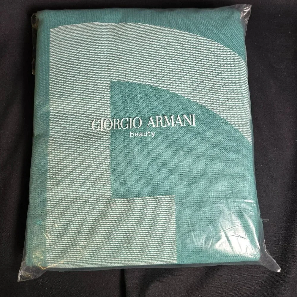 Giorgio Armani Beauty 100% Cotton Promotional Towel Made in Portugal LF4881